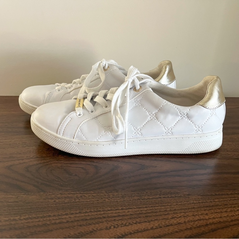 NINE WEST Givens Quilted Lace Up Sneaker White Gold Women’s 8.5 Clean